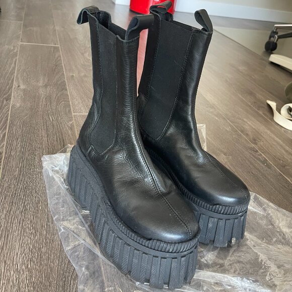 ASOS DESIGN Arlo premium leather chunky chelsea boots in black - Picture 4 of 6